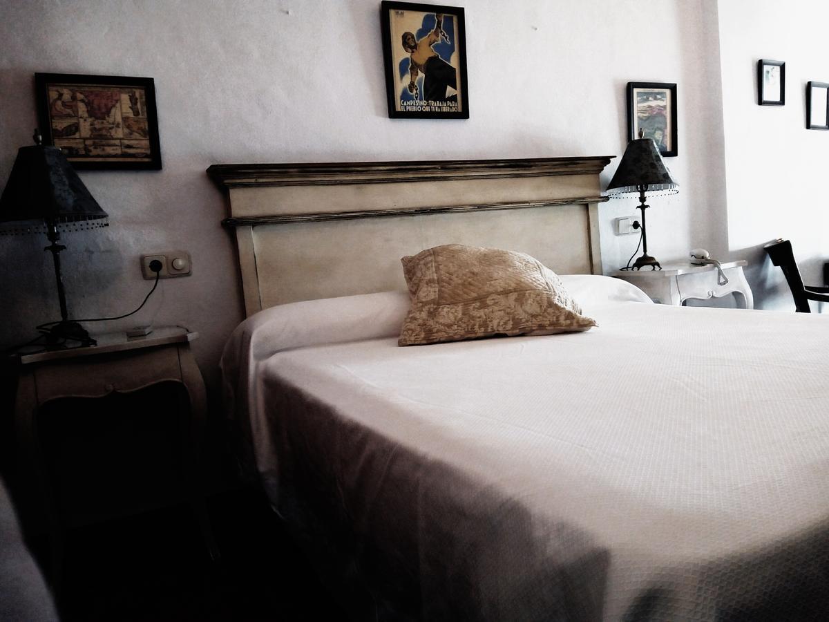 Hotel Utopia Benalup-Casas Viejas ภายนอก รูปภาพ
