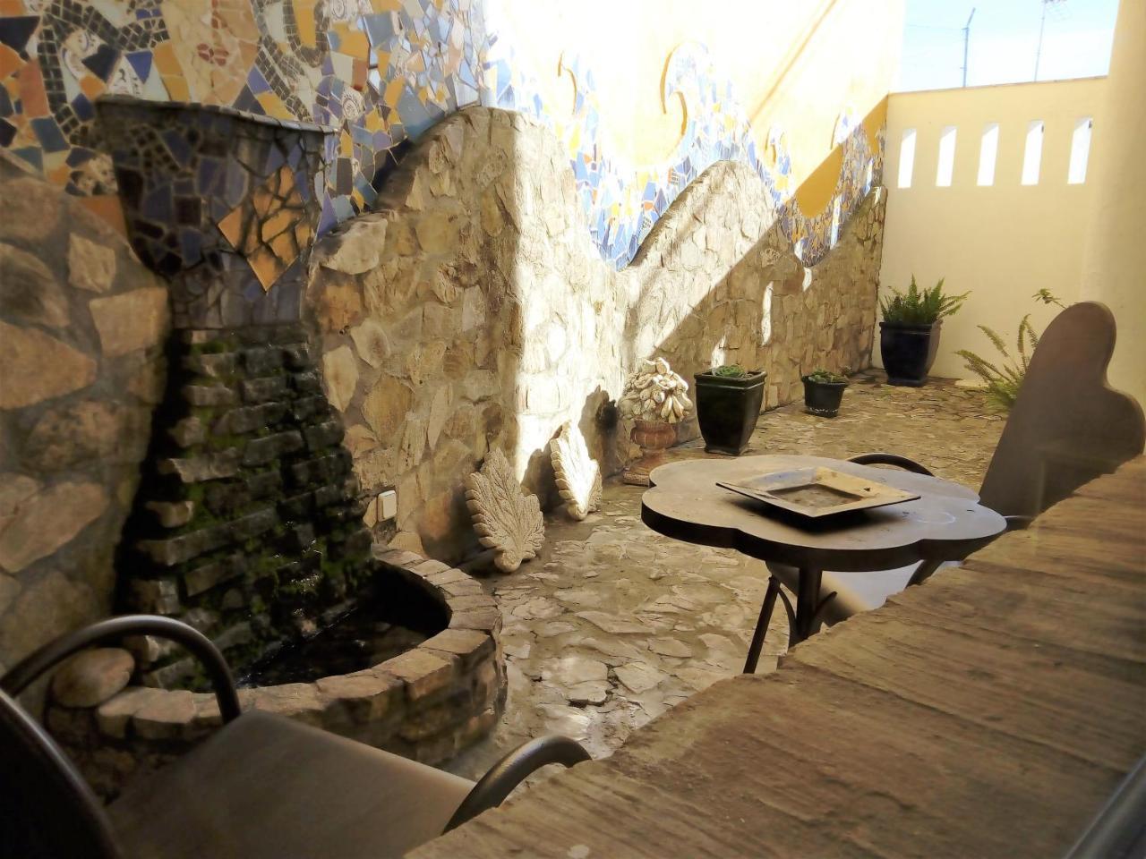 Hotel Utopia Benalup-Casas Viejas ภายนอก รูปภาพ