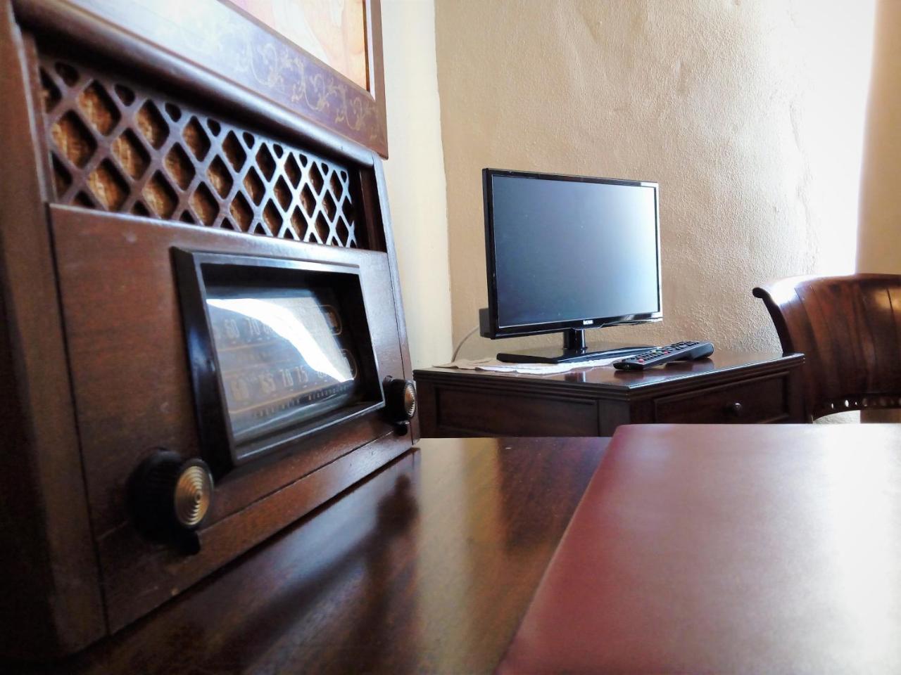Hotel Utopia Benalup-Casas Viejas ภายนอก รูปภาพ