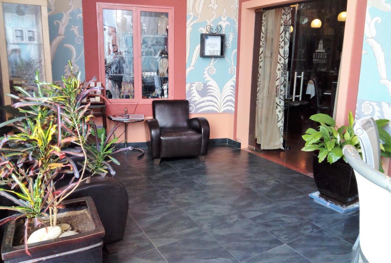Hotel Utopia Benalup-Casas Viejas ภายนอก รูปภาพ