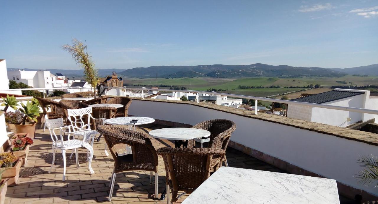 Hotel Utopia Benalup-Casas Viejas ภายนอก รูปภาพ